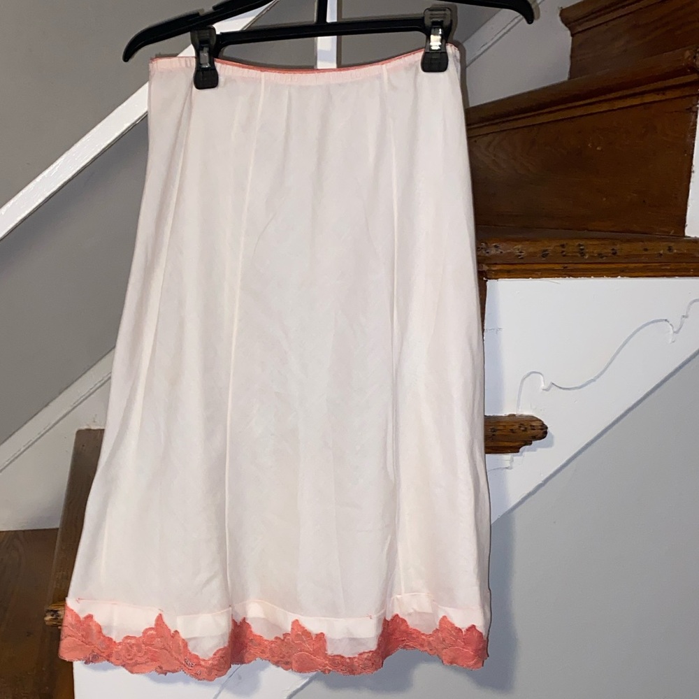 Astor ONE Cream & Coral slip size large